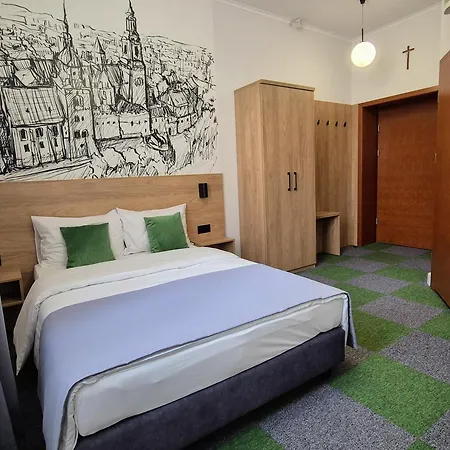 酒店 Domus Mater 3*