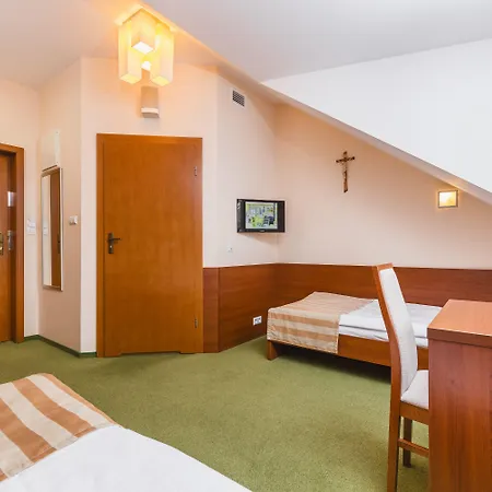 Domus Mater 酒店 3*