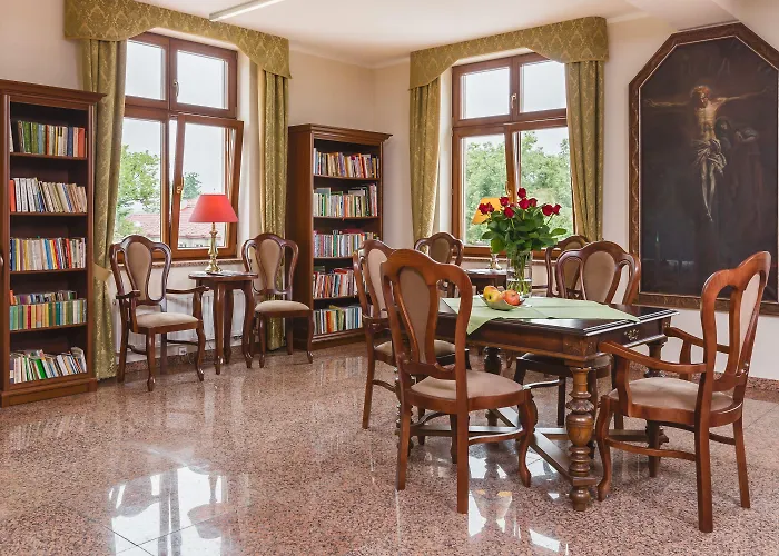 Domus Mater Hotel 3*